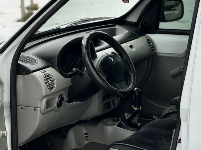 Білий Рено Кєнгу, об'ємом двигуна 1.5 л та пробігом 340 тис. км за 4300 $, фото 20 на Automoto.ua