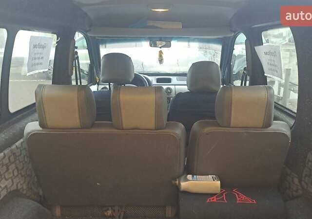 Белый Рено Кенгу, объемом двигателя 1.5 л и пробегом 217 тыс. км за 4000 $, фото 3 на Automoto.ua