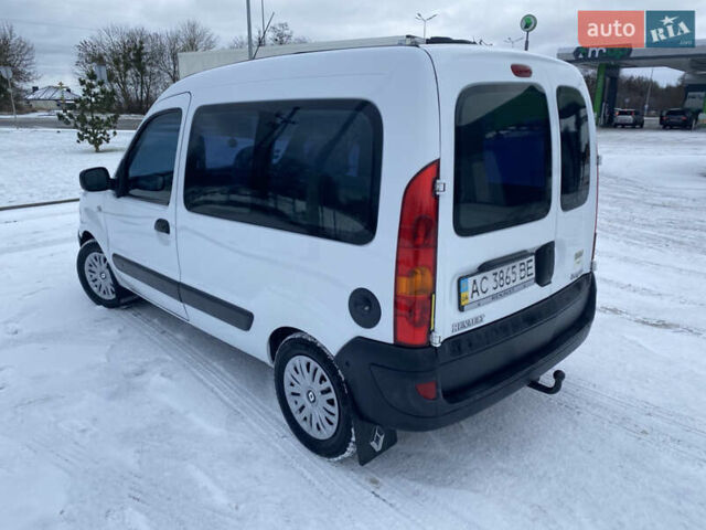 Белый Рено Кенгу, объемом двигателя 1.5 л и пробегом 300 тыс. км за 4800 $, фото 5 на Automoto.ua