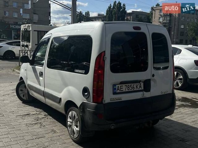 Белый Рено Кенгу, объемом двигателя 1.5 л и пробегом 275 тыс. км за 3999 $, фото 5 на Automoto.ua