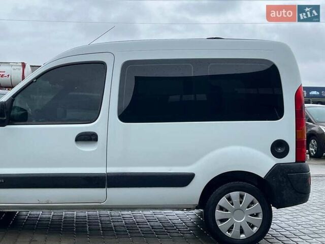 Белый Рено Кенгу, объемом двигателя 1.5 л и пробегом 212 тыс. км за 3700 $, фото 26 на Automoto.ua