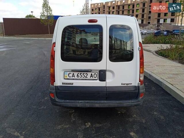 Белый Рено Кенгу, объемом двигателя 1.46 л и пробегом 295 тыс. км за 4900 $, фото 3 на Automoto.ua