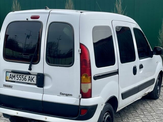 Білий Рено Кєнгу, об'ємом двигуна 1.5 л та пробігом 385 тис. км за 3000 $, фото 2 на Automoto.ua