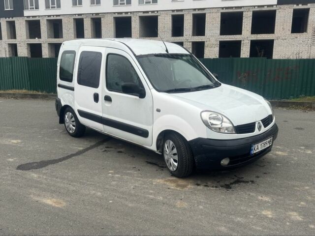 Белый Рено Кенгу, объемом двигателя 1.5 л и пробегом 320 тыс. км за 2300 $, фото 2 на Automoto.ua