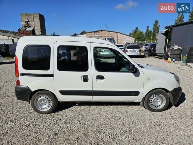 Белый Рено Кенгу, объемом двигателя 1.5 л и пробегом 280 тыс. км за 3850 $, фото 5 на Automoto.ua