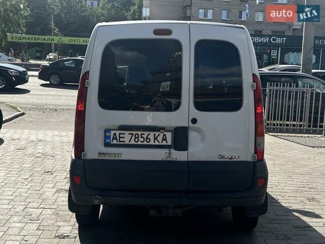 Белый Рено Кенгу, объемом двигателя 1.5 л и пробегом 275 тыс. км за 3999 $, фото 4 на Automoto.ua