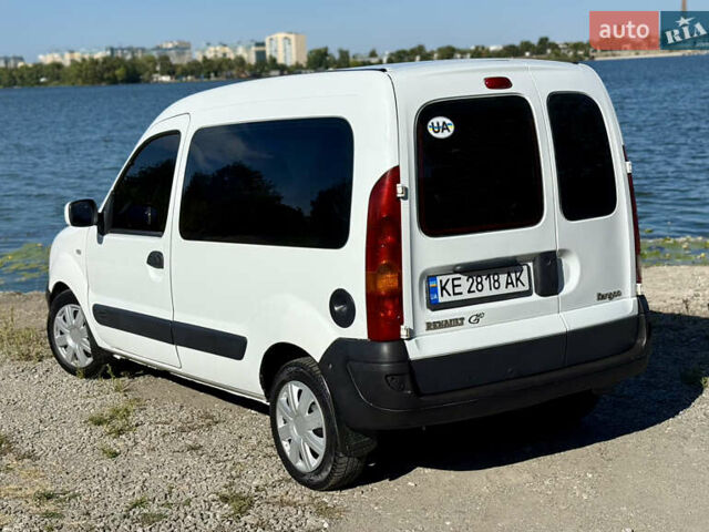 Білий Рено Кєнгу, об'ємом двигуна 1.46 л та пробігом 233 тис. км за 4399 $, фото 6 на Automoto.ua