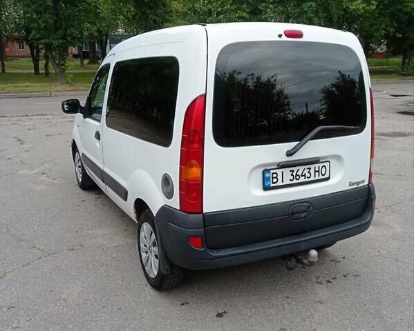 Белый Рено Кенгу, объемом двигателя 1.39 л и пробегом 198 тыс. км за 4000 $, фото 3 на Automoto.ua
