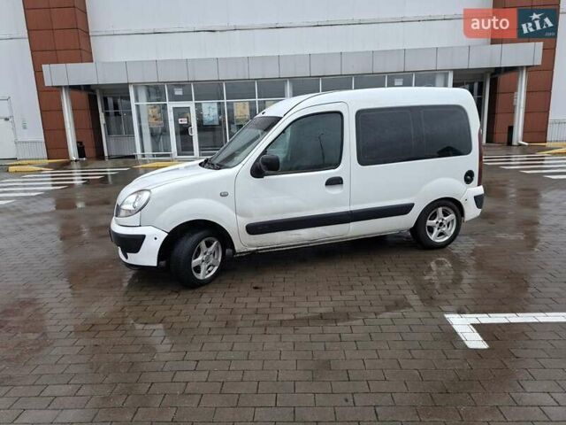 Білий Рено Кєнгу, об'ємом двигуна 1.5 л та пробігом 240 тис. км за 3200 $, фото 4 на Automoto.ua