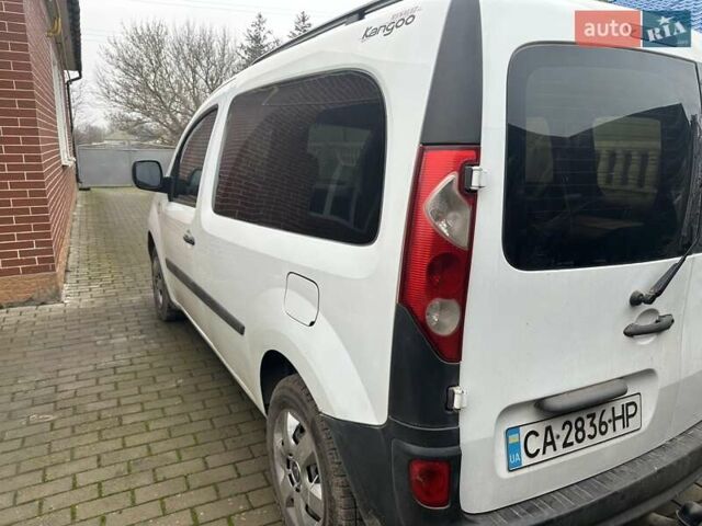 Білий Рено Кєнгу, об'ємом двигуна 1.46 л та пробігом 250 тис. км за 6100 $, фото 3 на Automoto.ua