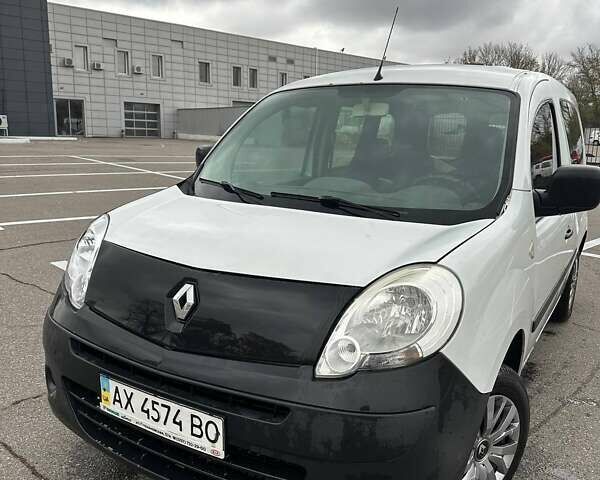Білий Рено Кєнгу, об'ємом двигуна 1.46 л та пробігом 295 тис. км за 4800 $, фото 8 на Automoto.ua