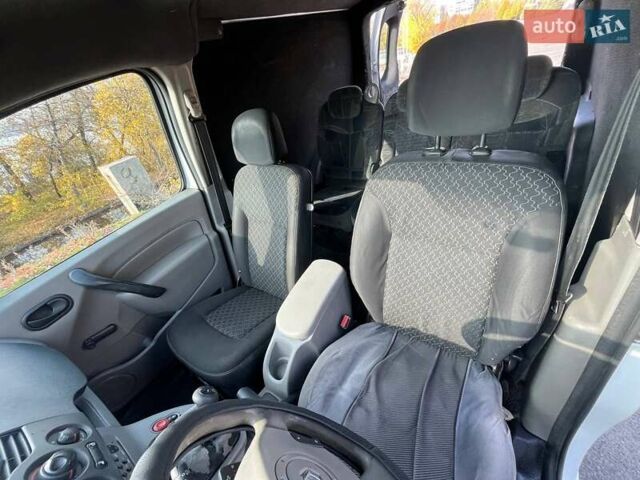 Білий Рено Кєнгу, об'ємом двигуна 1.5 л та пробігом 392 тис. км за 4950 $, фото 8 на Automoto.ua