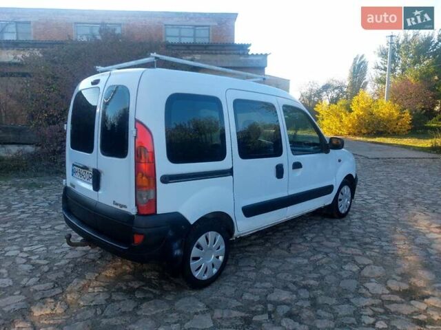 Рено Кенгу 2008 в Каменке на Automoto.ua Белый Рено Кенгу, объемом двигателя 1.5 л и пробегом 300 тыс. км за 4200 $, фото 5 на Automoto.ua