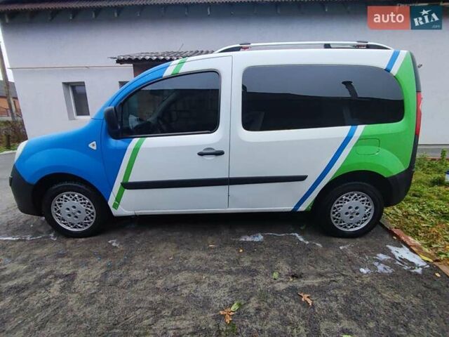 Белый Рено Кенгу, объемом двигателя 1.5 л и пробегом 355 тыс. км за 5100 $, фото 9 на Automoto.ua