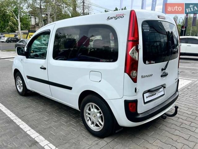 Білий Рено Кєнгу, об'ємом двигуна 1.46 л та пробігом 181 тис. км за 7199 $, фото 7 на Automoto.ua