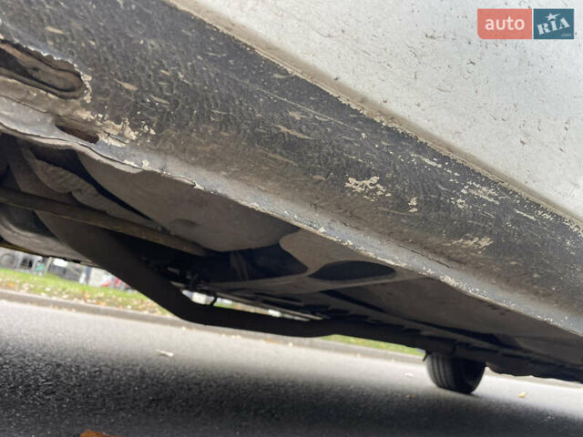 Рено Кенгу 2008 в Черкассах на Automoto.ua Белый Рено Кенгу, объемом двигателя 1.9 л и пробегом 275 тыс. км за 3500 $, фото 8 на Automoto.ua