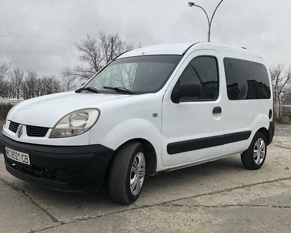 Білий Рено Кєнгу, об'ємом двигуна 1.46 л та пробігом 380 тис. км за 3400 $, фото 3 на Automoto.ua
