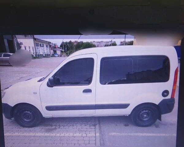 Белый Рено Кенгу, объемом двигателя 1.5 л и пробегом 270 тыс. км за 5200 $, фото 1 на Automoto.ua