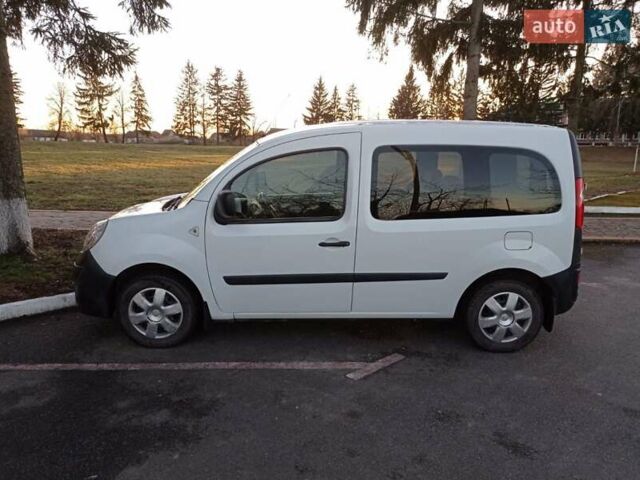 Белый Рено Кенгу, объемом двигателя 1.5 л и пробегом 253 тыс. км за 5900 $, фото 2 на Automoto.ua