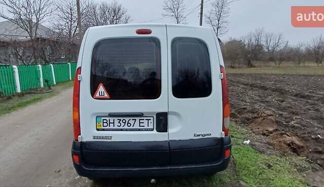 Білий Рено Кєнгу, об'ємом двигуна 1.5 л та пробігом 201 тис. км за 4800 $, фото 11 на Automoto.ua