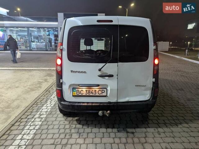 Белый Рено Кенгу, объемом двигателя 1.5 л и пробегом 441 тыс. км за 5600 $, фото 4 на Automoto.ua