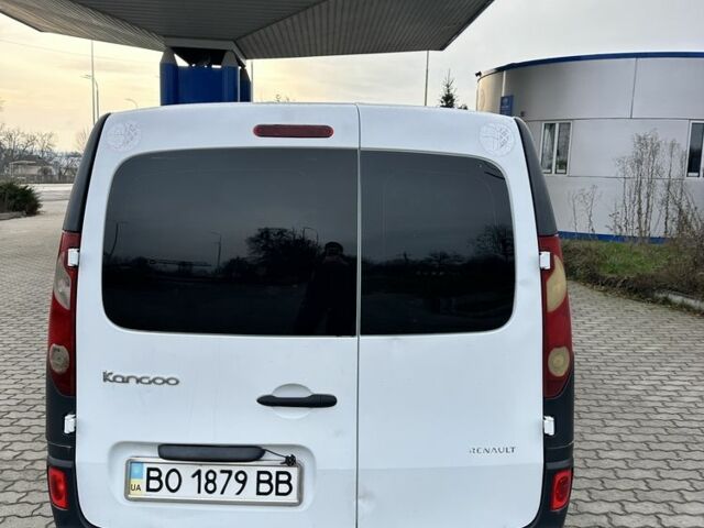 Белый Рено Кенгу, объемом двигателя 1.5 л и пробегом 270 тыс. км за 3550 $, фото 4 на Automoto.ua