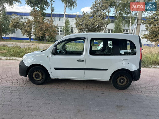 Білий Рено Кєнгу, об'ємом двигуна 1.5 л та пробігом 295 тис. км за 4900 $, фото 1 на Automoto.ua
