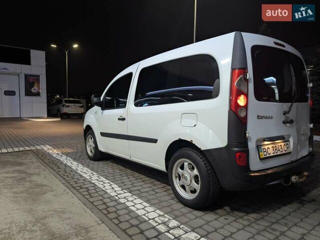 Белый Рено Кенгу, объемом двигателя 1.5 л и пробегом 441 тыс. км за 5600 $, фото 7 на Automoto.ua