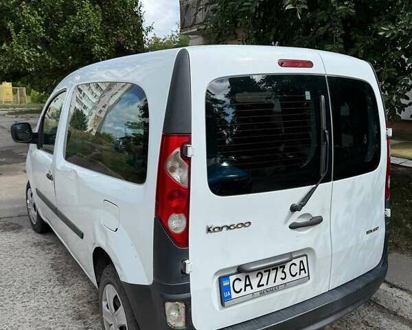 Белый Рено Кенгу, объемом двигателя 1.5 л и пробегом 208 тыс. км за 3000 $, фото 1 на Automoto.ua