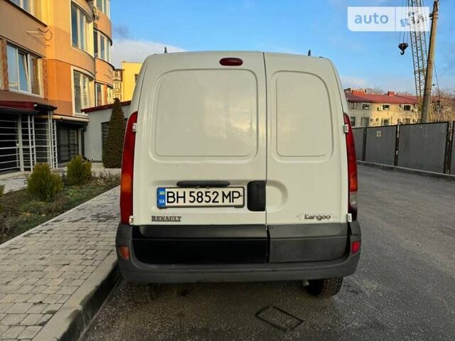Рено Кенгу 2008 в Одессе на Automoto.ua Белый Рено Кенгу, объемом двигателя 1.39 л и пробегом 420 тыс. км за 2700 $, фото 4 на Automoto.ua