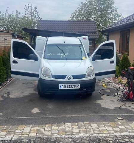 Белый Рено Кенгу, объемом двигателя 1.39 л и пробегом 280 тыс. км за 3300 $, фото 14 на Automoto.ua