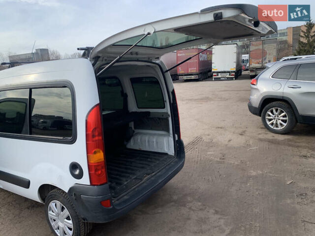 Белый Рено Кенгу, объемом двигателя 1.39 л и пробегом 143 тыс. км за 4800 $, фото 13 на Automoto.ua