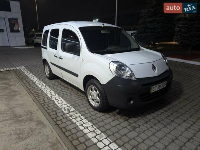 Белый Рено Кенгу, объемом двигателя 1.5 л и пробегом 441 тыс. км за 5600 $, фото 22 на Automoto.ua
