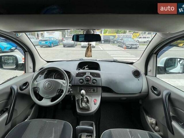 Білий Рено Кєнгу, об'ємом двигуна 1.46 л та пробігом 181 тис. км за 7199 $, фото 29 на Automoto.ua