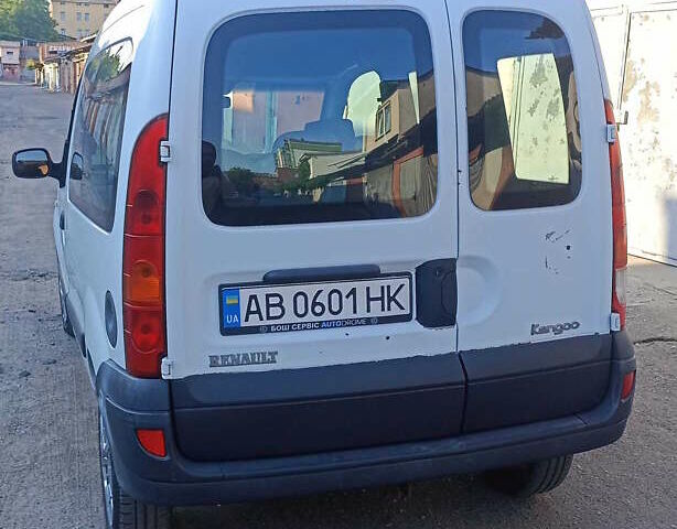 Білий Рено Кєнгу, об'ємом двигуна 1.46 л та пробігом 319 тис. км за 3600 $, фото 4 на Automoto.ua
