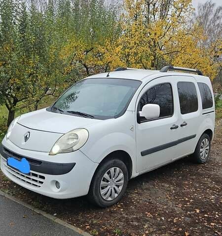 Білий Рено Кєнгу, об'ємом двигуна 1.6 л та пробігом 174 тис. км за 5500 $, фото 4 на Automoto.ua