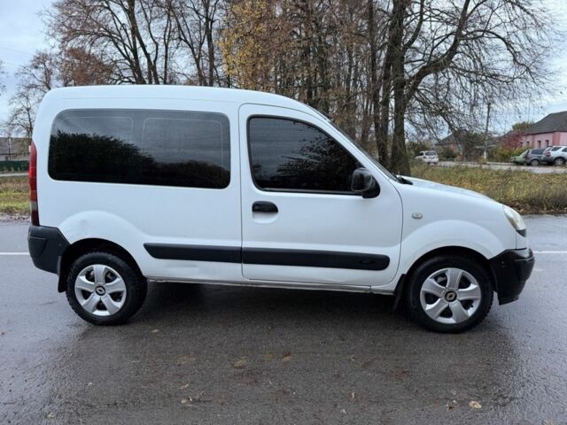 Рено Кенгу 2008 в Ахтырке на Automoto.ua Белый Рено Кенгу, объемом двигателя 1.5 л и пробегом 215 тыс. км за 3750 $, фото 6 на Automoto.ua