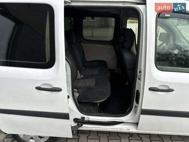 Білий Рено Кєнгу, об'ємом двигуна 1.5 л та пробігом 300 тис. км за 5500 $, фото 8 на Automoto.ua