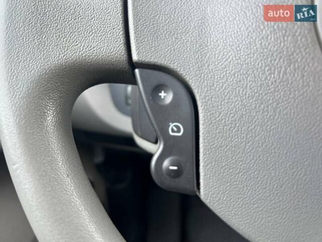 Білий Рено Кєнгу, об'ємом двигуна 1.46 л та пробігом 181 тис. км за 7199 $, фото 23 на Automoto.ua