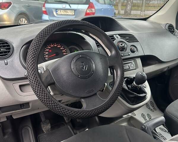 Рено Кенгу 2008 в Смеле на Automoto.ua Белый Рено Кенгу, объемом двигателя 1.5 л и пробегом 270 тыс. км за 4500 $, фото 17 на Automoto.ua