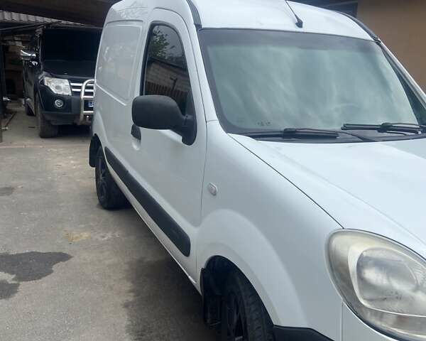 Белый Рено Кенгу, объемом двигателя 1.39 л и пробегом 480 тыс. км за 3400 $, фото 2 на Automoto.ua