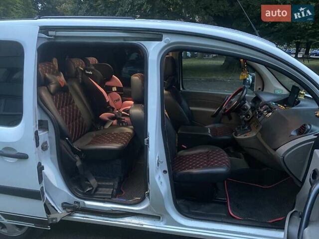Белый Рено Кенгу, объемом двигателя 1.5 л и пробегом 308 тыс. км за 5400 $, фото 6 на Automoto.ua
