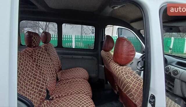 Білий Рено Кєнгу, об'ємом двигуна 1.5 л та пробігом 201 тис. км за 4800 $, фото 16 на Automoto.ua
