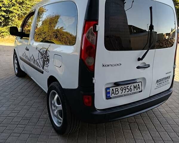 Белый Рено Кенгу, объемом двигателя 1.5 л и пробегом 227 тыс. км за 5800 $, фото 9 на Automoto.ua