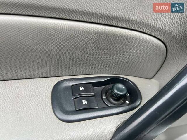 Білий Рено Кєнгу, об'ємом двигуна 1.46 л та пробігом 181 тис. км за 7199 $, фото 14 на Automoto.ua