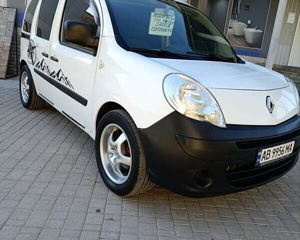 Белый Рено Кенгу, объемом двигателя 1.5 л и пробегом 227 тыс. км за 5800 $, фото 6 на Automoto.ua