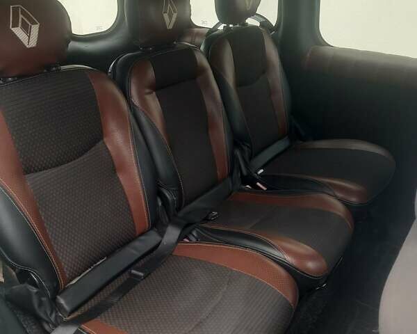 Белый Рено Кенгу, объемом двигателя 1.46 л и пробегом 314 тыс. км за 5300 $, фото 11 на Automoto.ua