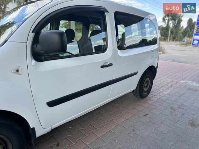 Білий Рено Кєнгу, об'ємом двигуна 1.5 л та пробігом 295 тис. км за 4900 $, фото 15 на Automoto.ua