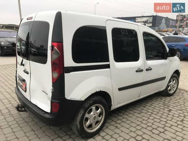 Белый Рено Кенгу, объемом двигателя 1.5 л и пробегом 441 тыс. км за 5990 $, фото 5 на Automoto.ua