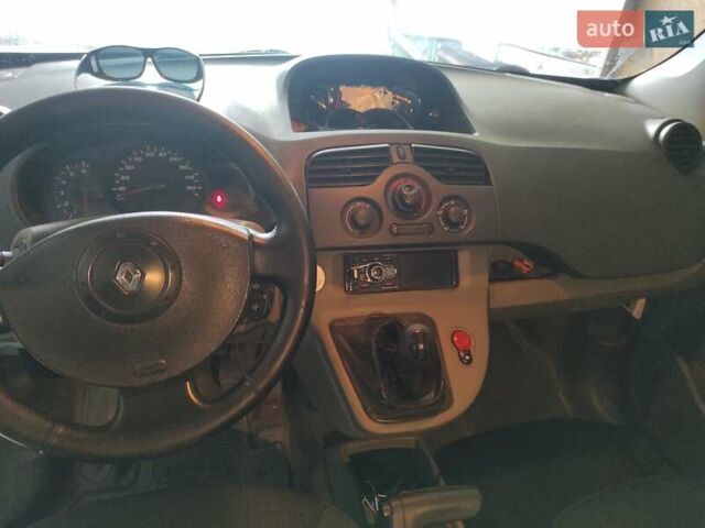 Білий Рено Кєнгу, об'ємом двигуна 1.46 л та пробігом 502 тис. км за 5500 $, фото 3 на Automoto.ua